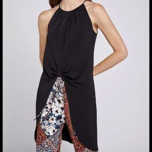 BCBGeneration Black Slinky Knot Front Top, XS, NWT